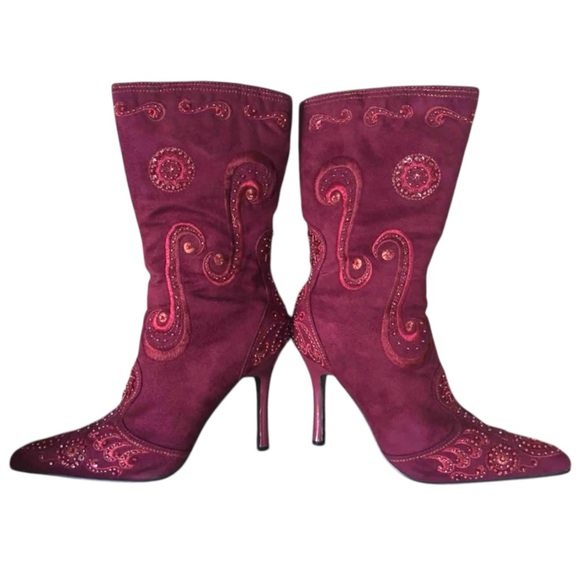 Rouge Stiletto Boots Womens Size 7 Magenta Burgundy Embroidered Beaded - Picture 9 of 9
